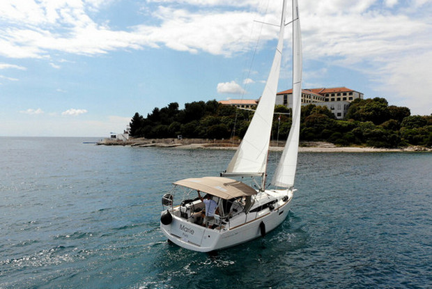 Sun Odyssey 349 - 2 cab., Pula