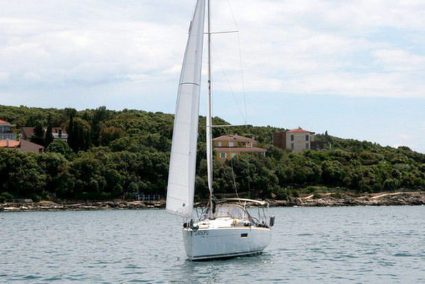 Sun Odyssey 349 - 2 cab., Pula