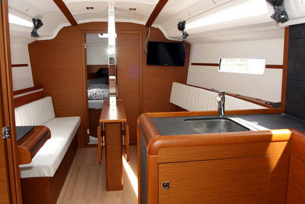 Sun Odyssey 349 - 2 cab., Pula