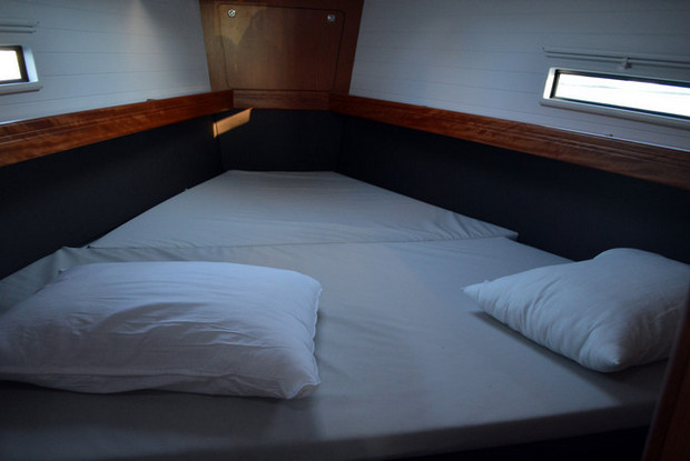 Bavaria Cruiser 41, Alimos