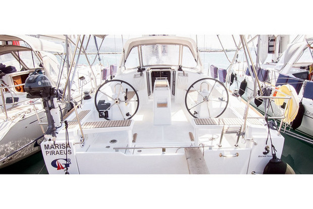 Oceanis 38.1, Lefkada