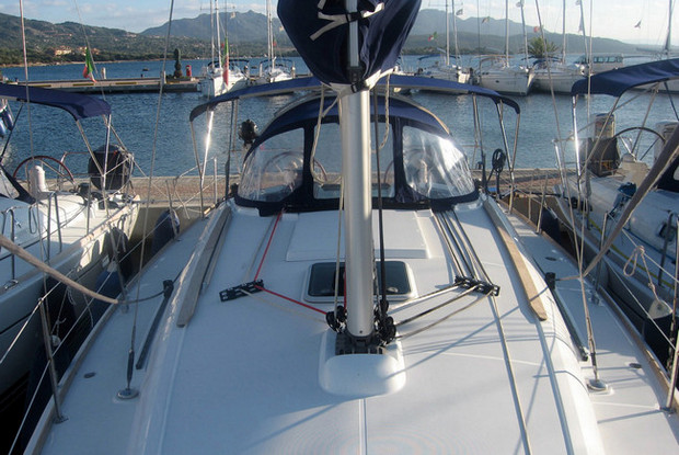 Sun Odyssey 39i, Portisco