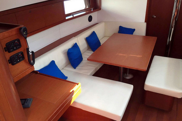 Oceanis 48 - 5 cab., Tonnarella