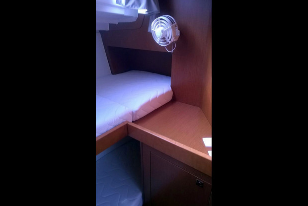 Oceanis 48 - 5 cab., Tonnarella