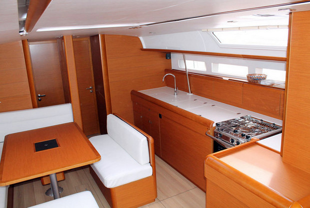 Sun Odyssey 519 - 5 + 1 cab., Marsala