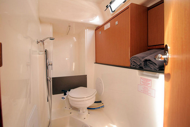 Bavaria Cruiser 33, Llucmajor