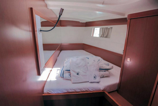 Oceanis 48 - 5 cab., Trogir