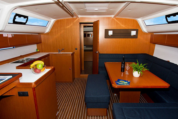 Bavaria Cruiser 51, Split