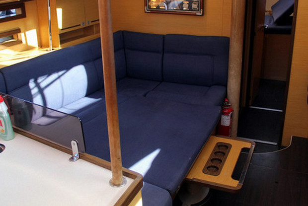 Elan 444 Impression, Lavrio