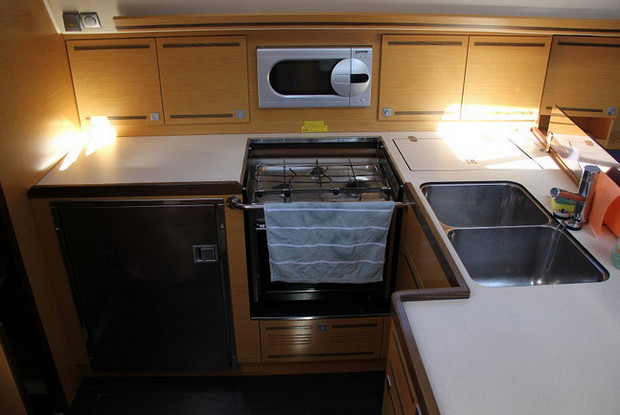 Elan 444 Impression, Lavrio