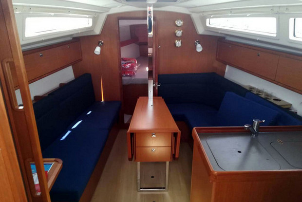 Bavaria Cruiser 34 - 2 cab., Pula