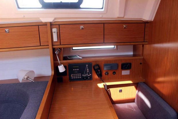 Bavaria Cruiser 41 - 3 cab., Volos