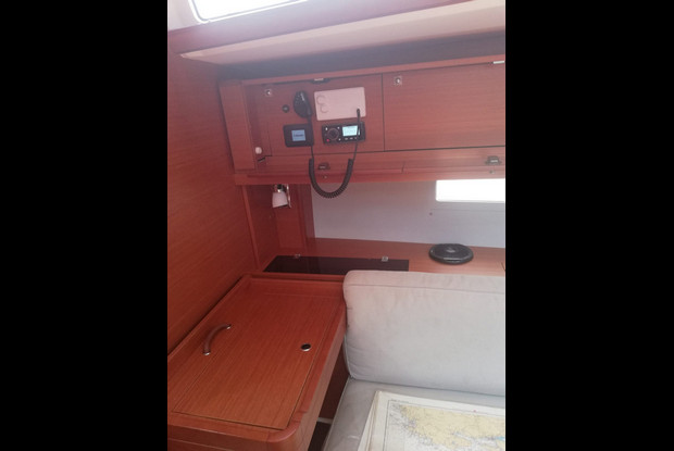 Dufour 460 Grand Large, Pula