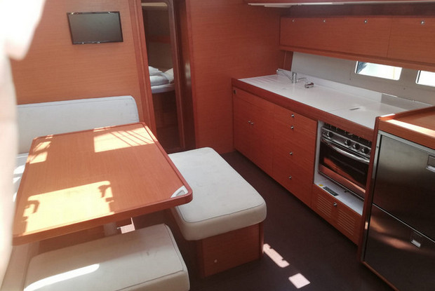 Dufour 460 Grand Large, Pula