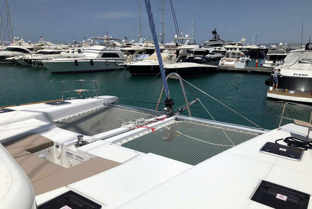 Lagoon 52 F - 6 + 2 cab., Elliniko