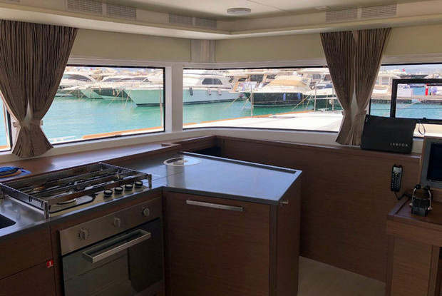 Lagoon 52 F - 6 + 2 cab., Elliniko