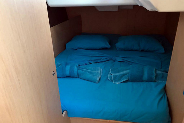 Oceanis 38.1, Lefkada