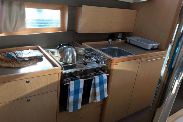 Oceanis 38.1, Lefkada