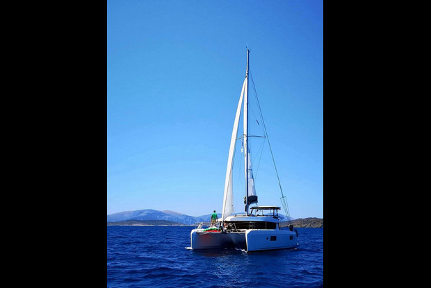 Lagoon 42 - 4 + 2 cab., Nisi