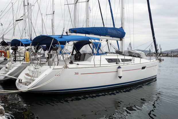 Sun Odyssey 36i, Volos