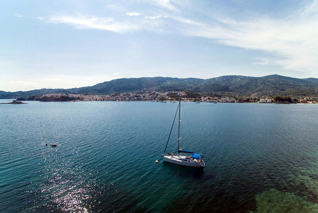 Sun Odyssey 36i, Volos