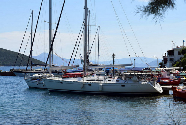 Sun Odyssey 45.1 - 4 cab., Volos