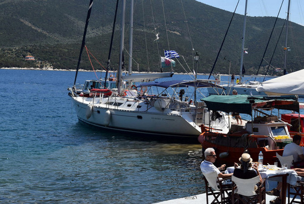 Sun Odyssey 45.1 - 4 cab., Volos