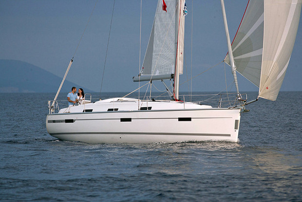 Bavaria Cruiser 36, Pula