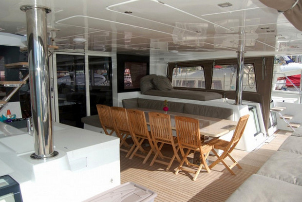 Lagoon 620, Roche Caiman