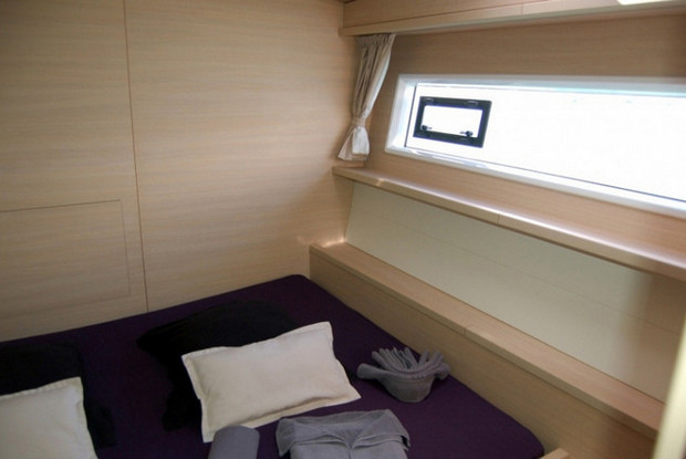 Lagoon 620, Roche Caiman