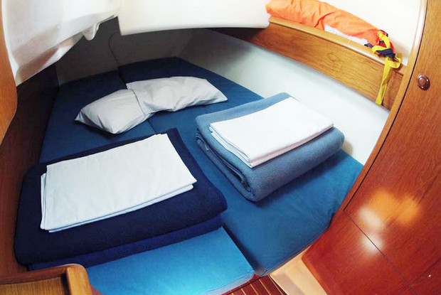 Sun Odyssey 35, Split