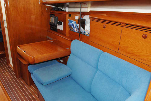 Sun Odyssey 35, Split