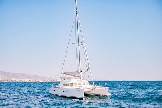 Lagoon 380 - 4 + 2 cab., Alimos