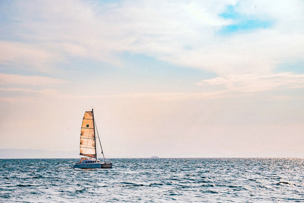 Lagoon 380 - 4 + 2 cab., Alimos