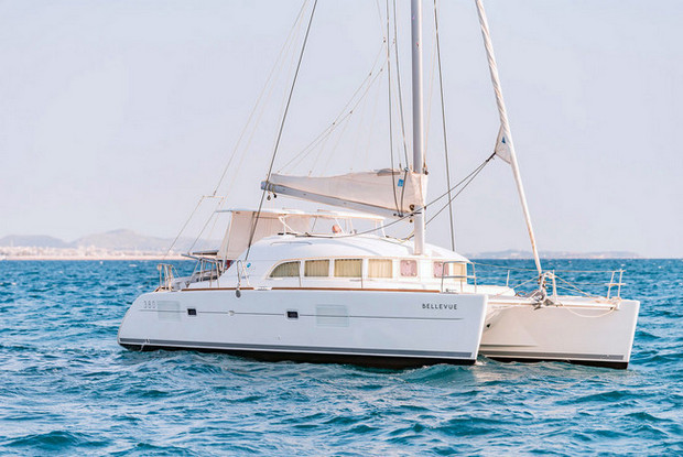 Lagoon 380 - 4 + 2 cab., Alimos