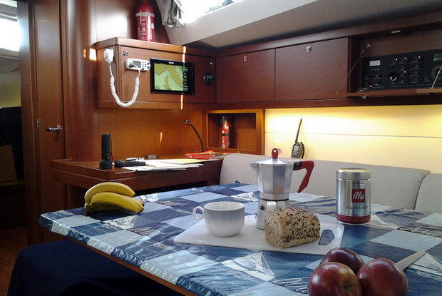 Oceanis 48 - 5 cab., Scarlino