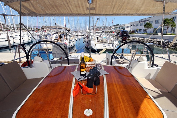 Oceanis 50 Family - 6 cab., Pula