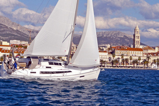 Bavaria Cruiser 37 - 3 cab., Split