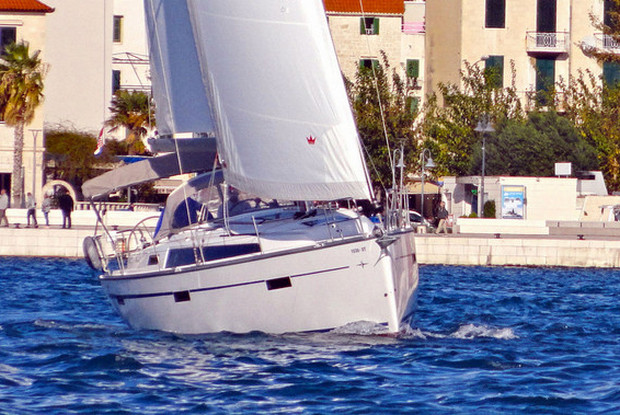 Bavaria Cruiser 37 - 3 cab., Split