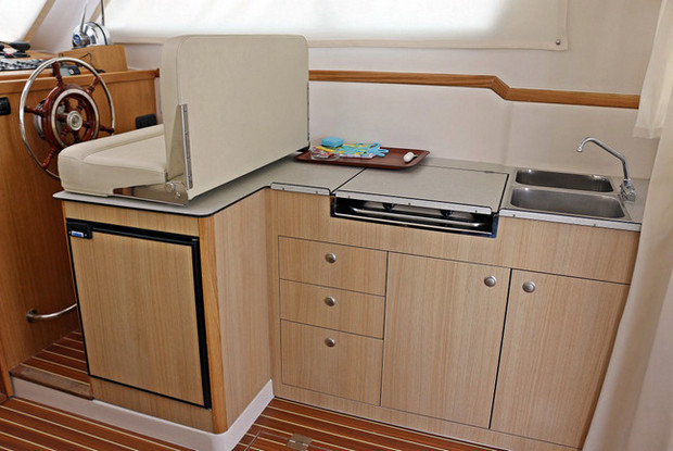 Adria 1002 Vektor, Sukošan-Zadar