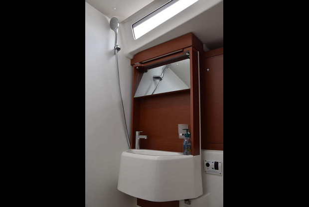 Oceanis 51.1 - 5 + 1 cab., Alimos