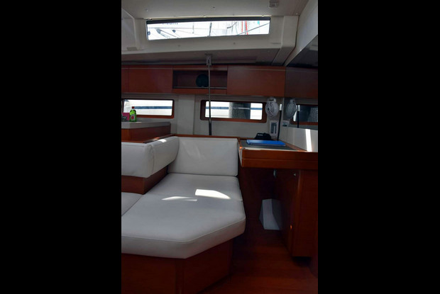 Oceanis 51.1 - 5 + 1 cab., Alimos