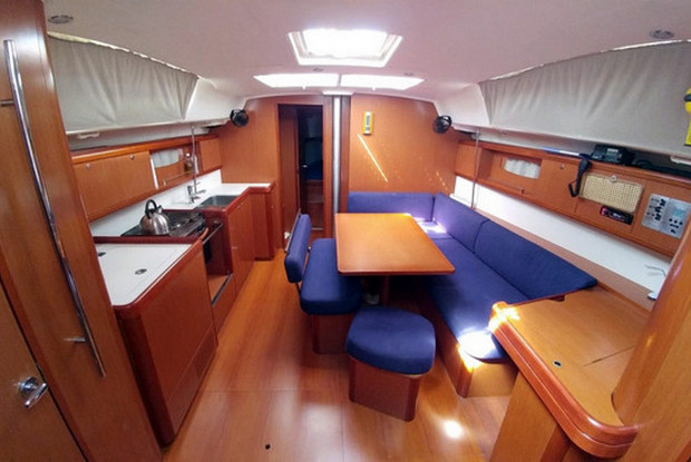 Oceanis 43, Elefsina