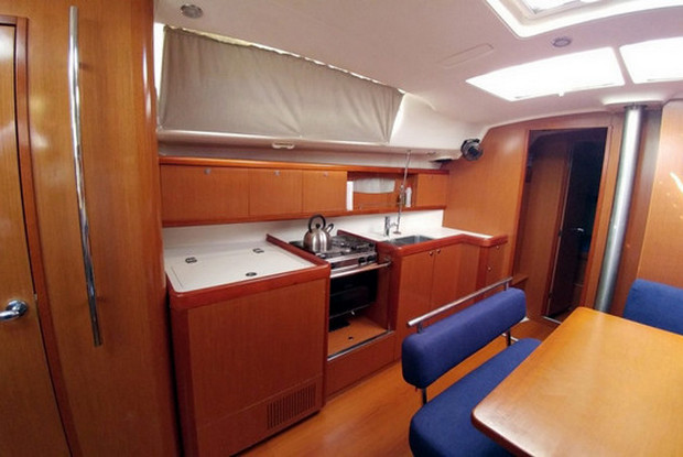 Oceanis 43, Elefsina