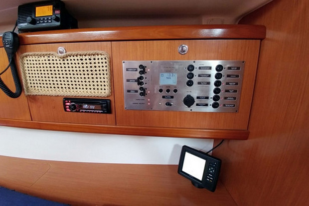 Oceanis 43, Elefsina