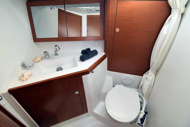 Oceanis 45 - 4 cab., Kontokali-Corfu