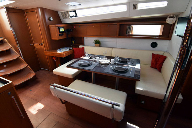 Oceanis 48 - 5 cab., Kontokali-Corfu