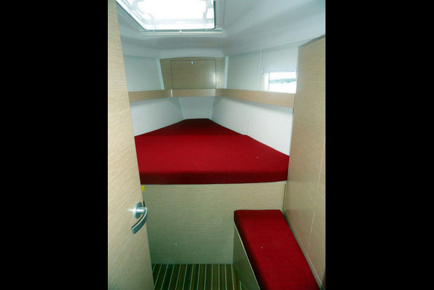 Elan 444 Impression, Pula