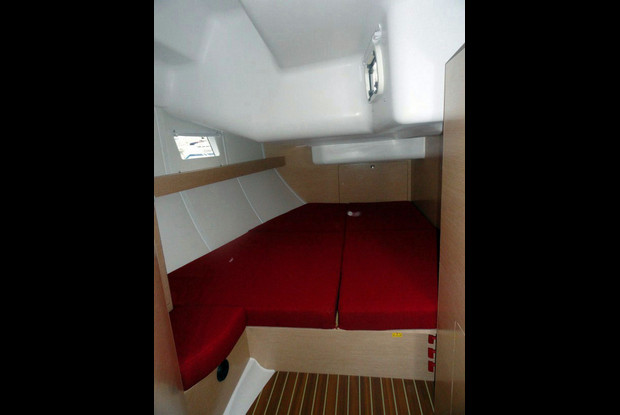 Elan 444 Impression, Pula