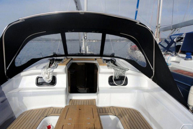 Elan 444 Impression, Pula